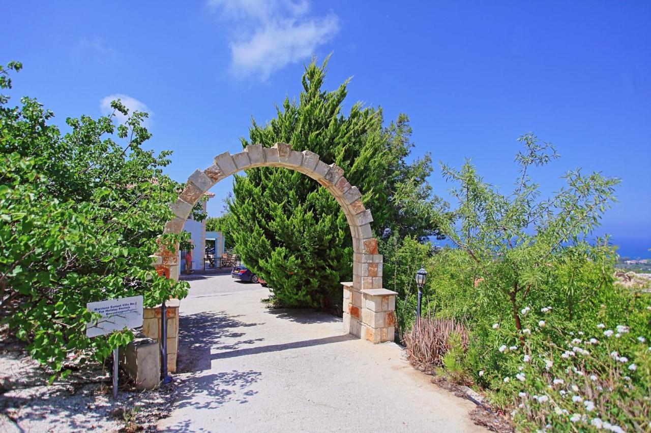 Marilena Sunset Villa 2 Agia Marina  Exteriér fotografie